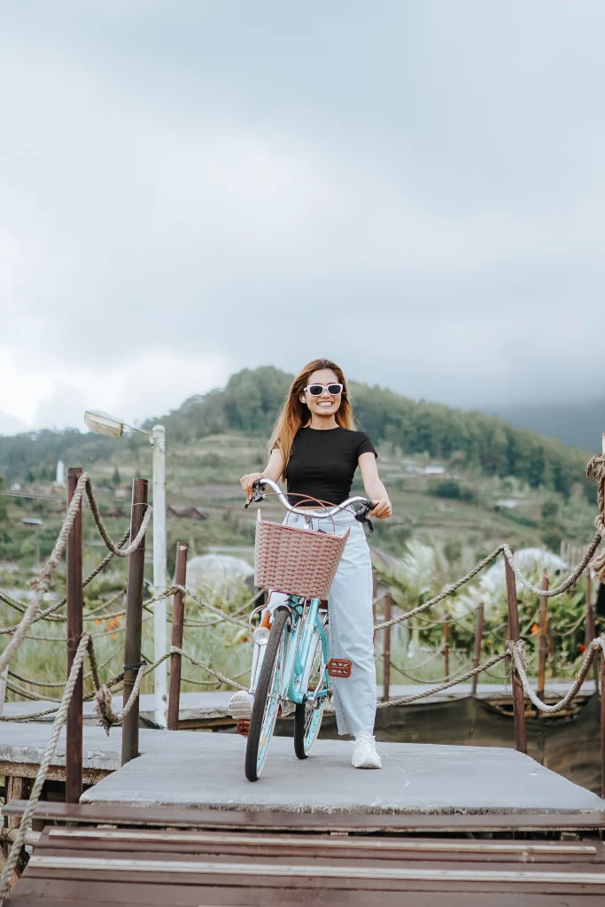 Cycling at Pondanu Cabins